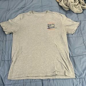 Large Izod graphic t-shirt